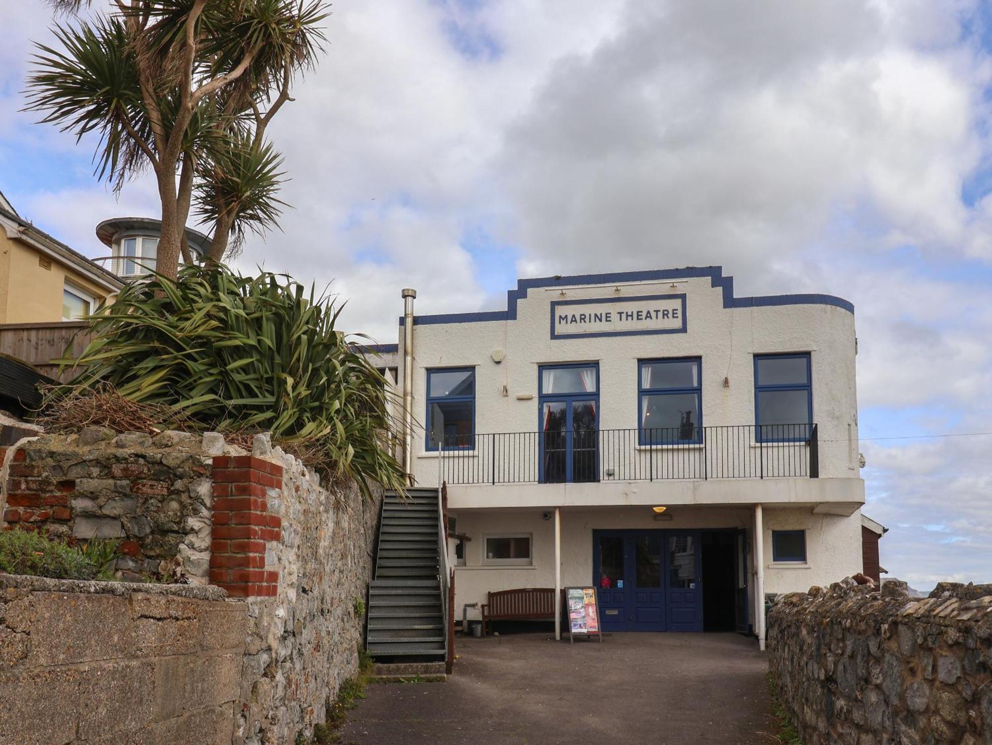 16 Church Street Lyme Regis Bagian luar foto